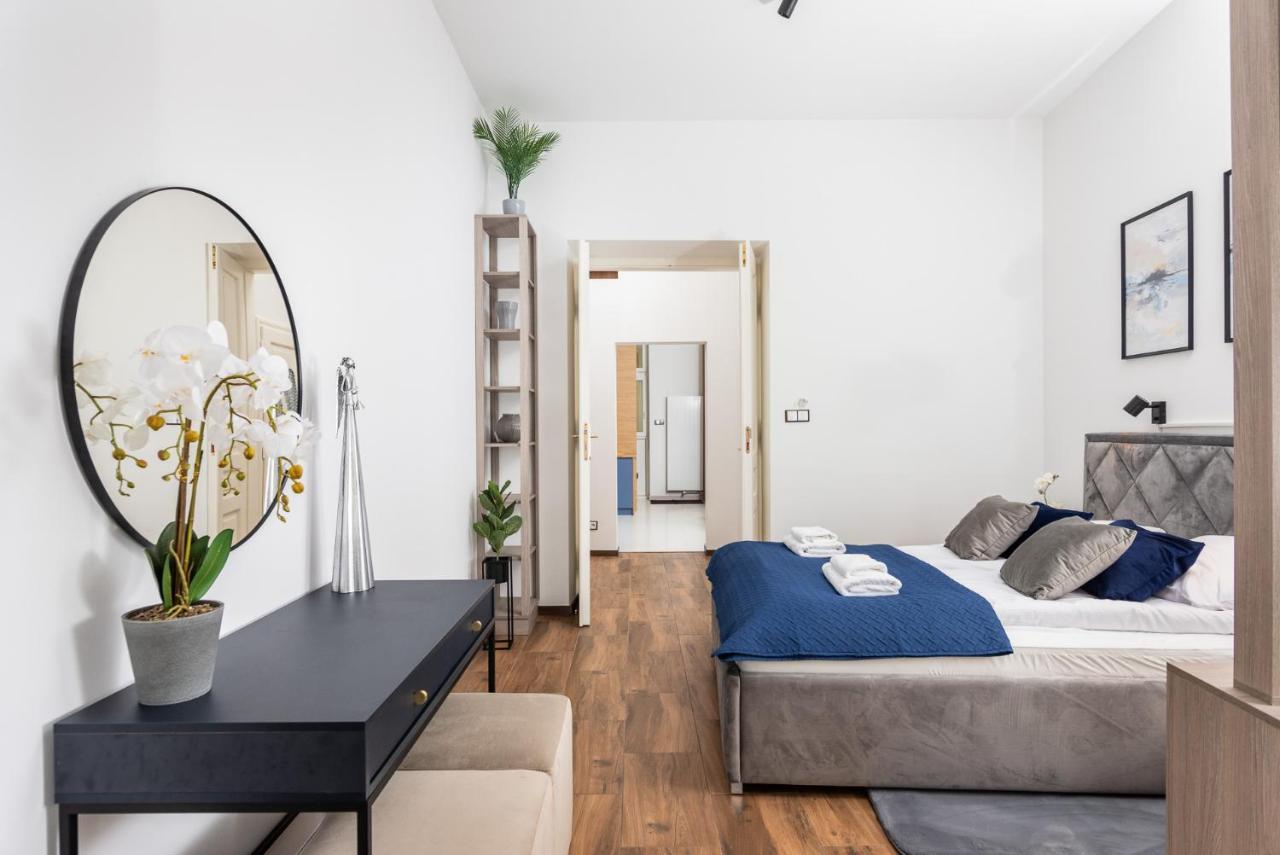 קרקוב Premium Splendid Old Town Suites - By Upstairs מראה חיצוני תמונה